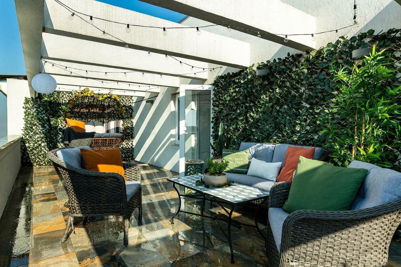 Qult - Up In The Sky Apartment บูคาเรสต์ ภายนอก รูปภาพ